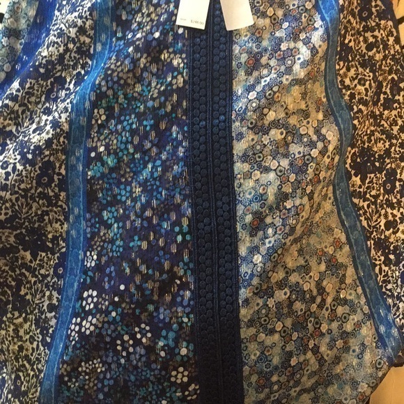 Elie Tahari Blouse - Picture 5 of 5